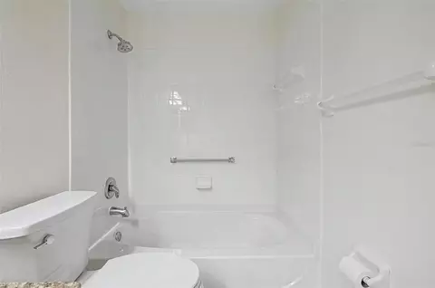 Bath - 11709 Spindrift Loop, Hudson, FL 34667 photo 6 of 6