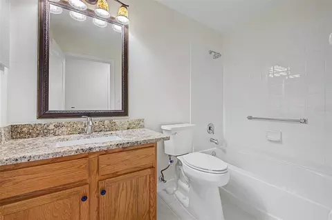 Bath - 11709 Spindrift Loop, Hudson, FL 34667 photo 5 of 6