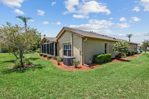 Exterior - 11709 Spindrift Loop, Hudson, FL 34667 photo 6 of 10