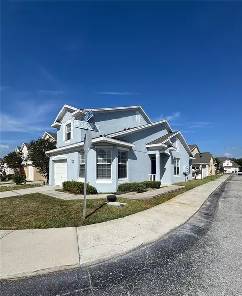 9701 Carlsdale Dr, Riverview, FL 33578