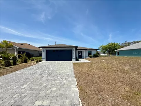 3010 NE 6th Pl, Cape Coral, FL 33909