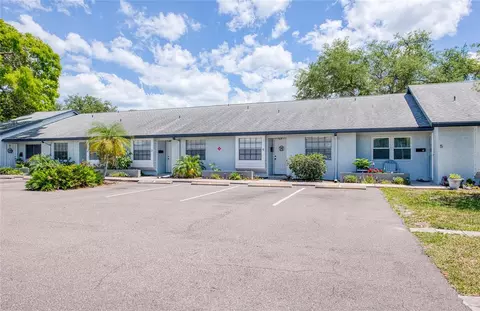 366 47th Ave N #3, Saint Petersburg, FL 33703