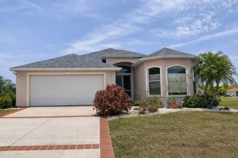 18146 Avonsdale Cir, Port Charlotte, FL 33948