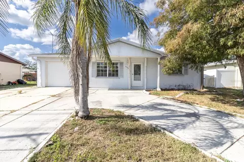 9739 Marlinton Ln, Port Richey, FL 34668