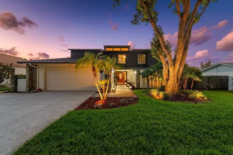 1307 Lenna Ave, Seffner, FL 33584
