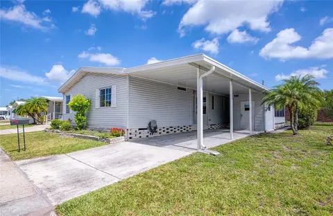 258 Pelican Dr N, Oldsmar, FL 34677