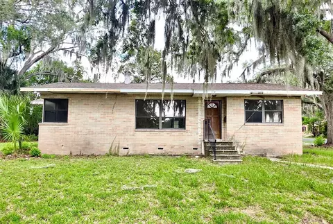 501 Lee St, Leesburg, FL 34748