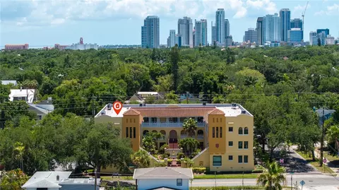 210 22nd Ave NE #6, Saint Petersburg, FL 33704