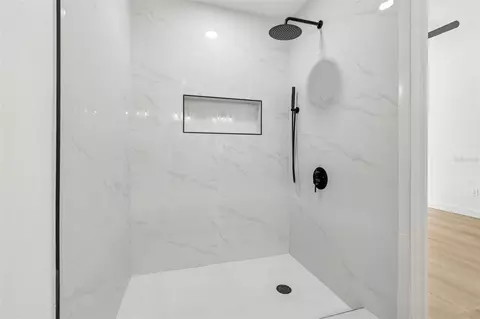 Bath - 4911 Barnstead Dr, Riverview, FL 33578 photo 6 of 10