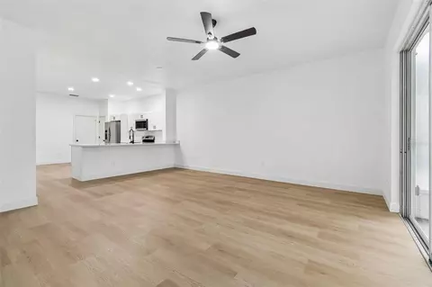Living - 4911 Barnstead Dr, Riverview, FL 33578 photo 3 of 5