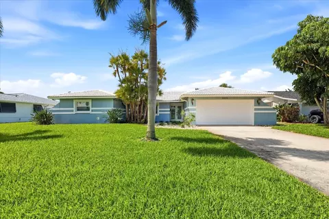 8008 13th Ave S, Saint Petersburg, FL 33707