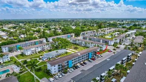 View/Area - 2217 Sunset Dr #E27, Bradenton, FL 34207 photo 7 of 7