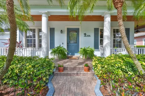 5318 Loon Nest Ct, Apollo Beach, FL 33572
