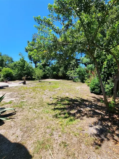 Exterior - 1608 Edna Ave, Largo, FL 33770 photo 4 of 7