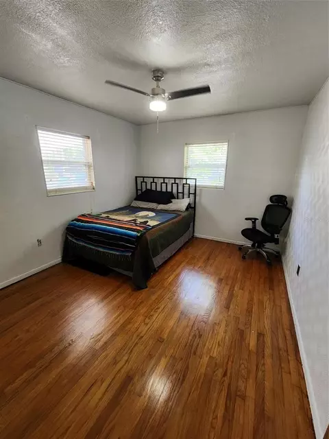 Bedroom - 1608 Edna Ave, Largo, FL 33770 photo 1 of 4