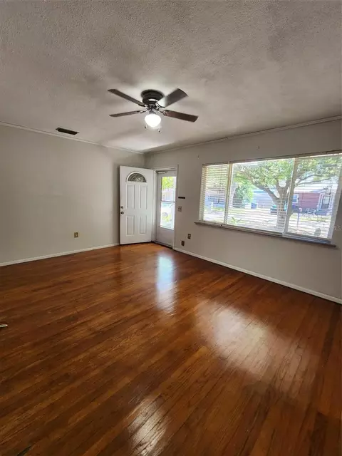 Living - 1608 Edna Ave, Largo, FL 33770 photo 3 of 5