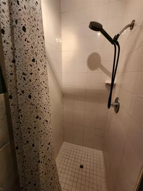 Bath - 1608 Edna Ave, Largo, FL 33770 photo 4 of 5