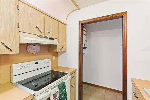 Kitchen - 3377 Memory Ln, Spring Hill, FL 34606 photo 3 of 4