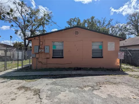 1215 E 108th Ave, Tampa, FL 33612