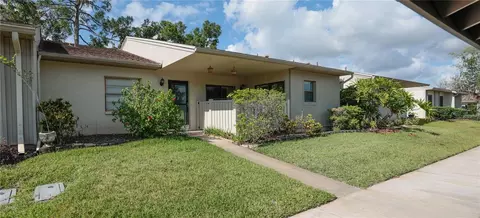 25 Tads Trl, Oldsmar, FL 34677