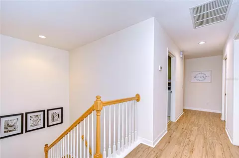 Entry Way - 208 Elm View Ct, Brandon, FL 33511 photo 4 of 4