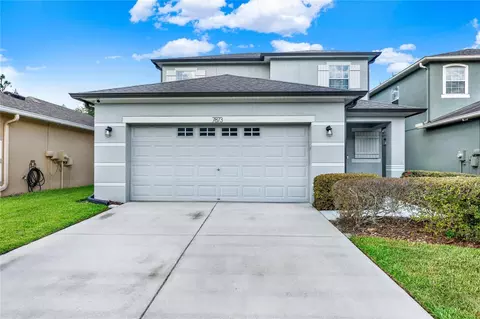 7873 Tuscany Woods Dr, Tampa, FL 33647