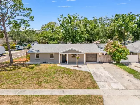 6802 Cresthill Ct, Tampa, FL 33615