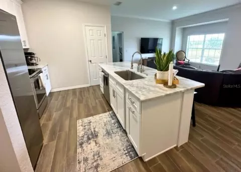 Kitchen - 306 Eagle Pond Dr, Winter Haven, FL 33884 photo 1 of 5