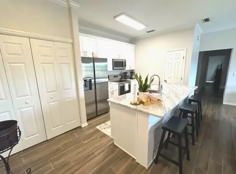 Kitchen - 306 Eagle Pond Dr, Winter Haven, FL 33884 photo 3 of 5