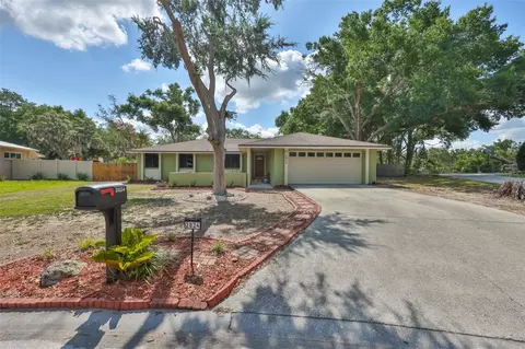 2824 Bellwood Dr, Brandon, FL 33511