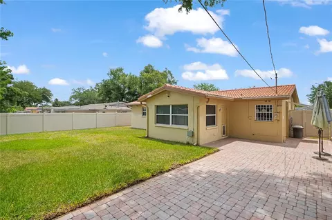 Exterior - 970 8th Ave NE, Largo, FL 33770 photo 8 of 12
