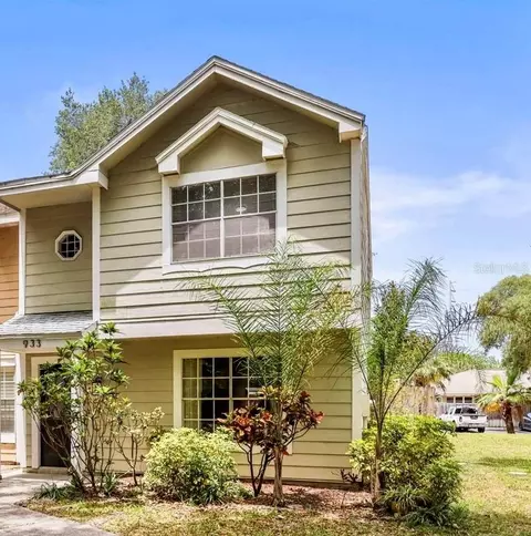 933 Hamilton Ct, Palm Harbor, FL 34683