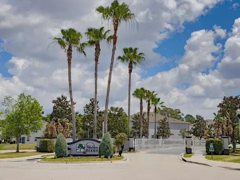 774 Ashentree Dr, Plant City, FL 33563