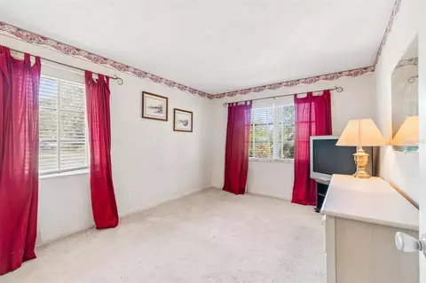 Bedroom - 2059 Waterfall Dr, Spring Hill, FL 34608 photo 3 of 5
