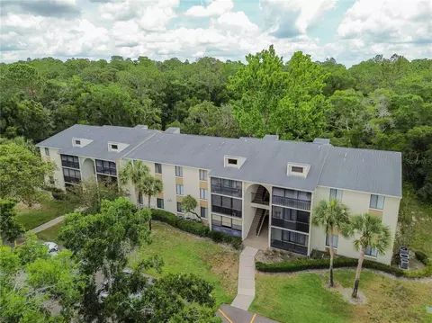 3232 Lake Pine Way E #F3, Tarpon Springs, FL 34688