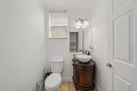 Bath - 2436 Spring Hollow Loop, Wesley Chapel, FL 33544 photo 1 of 4