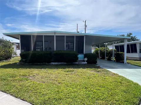 1500 County Road 1 #95, Dunedin, FL 34698