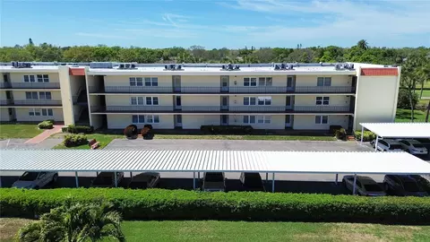 12200 Vonn Rd #2206, Largo, FL 33774