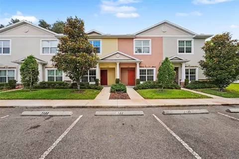 1124 Hillhurst Dr, Wesley Chapel, FL 33543