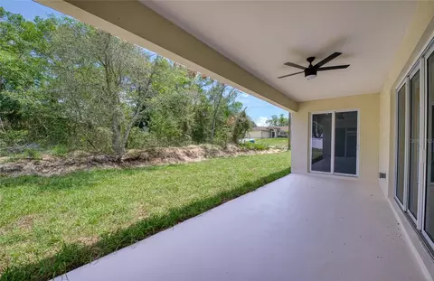 Exterior - 12027 Villa Rd, Spring Hill, FL 34609 photo 9 of 12