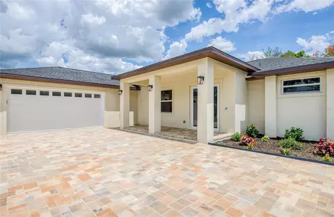 Exterior - 12027 Villa Rd, Spring Hill, FL 34609 photo 6 of 12