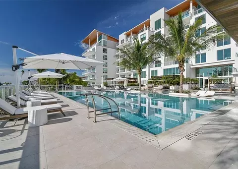 1020 Sunset Point Rd #111, Clearwater, FL 33755