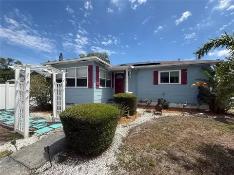 1428 38th Ave N, Saint Petersburg, FL 33704
