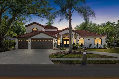 1534 E Lake Woodlands Pkwy, Oldsmar, FL 34677