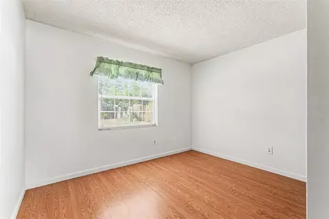 Bedroom - 2022 Lance Ct, Dover, FL 33527 photo 6 of 6