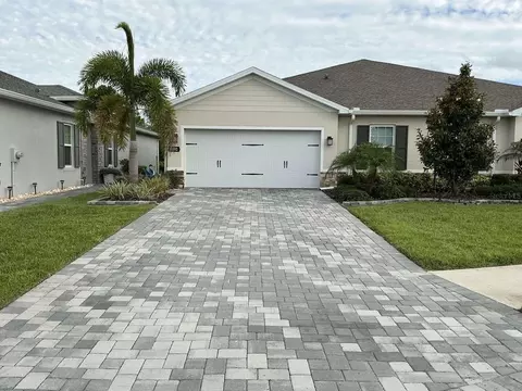 1982 W Palms Dr, Port Charlotte, FL 33953
