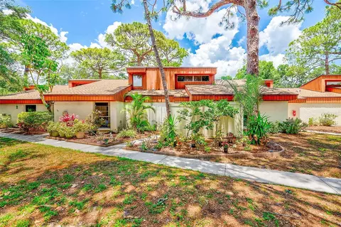 2064 Sunset Point Rd #73, Clearwater, FL 33765