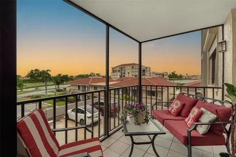 6158 Palma Del Mar Blvd S #305, Saint Petersburg, FL 33715