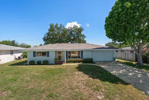 2019 Kenmoore Dr, Clearwater, FL 33764