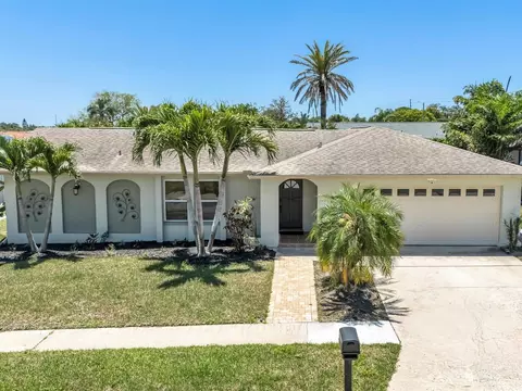11152 131st Ave, Largo, FL 33778